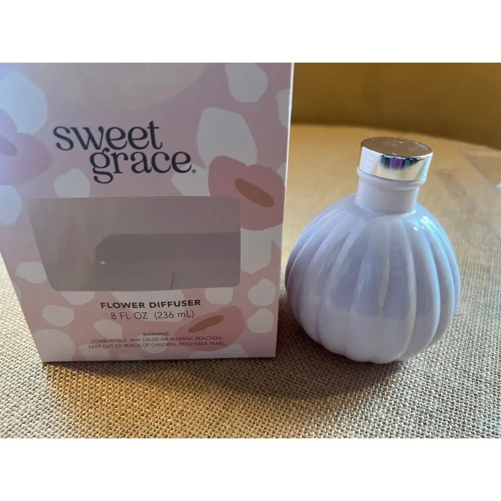 Sweet Grace Diffuser Oil in white vase only. No flower.
